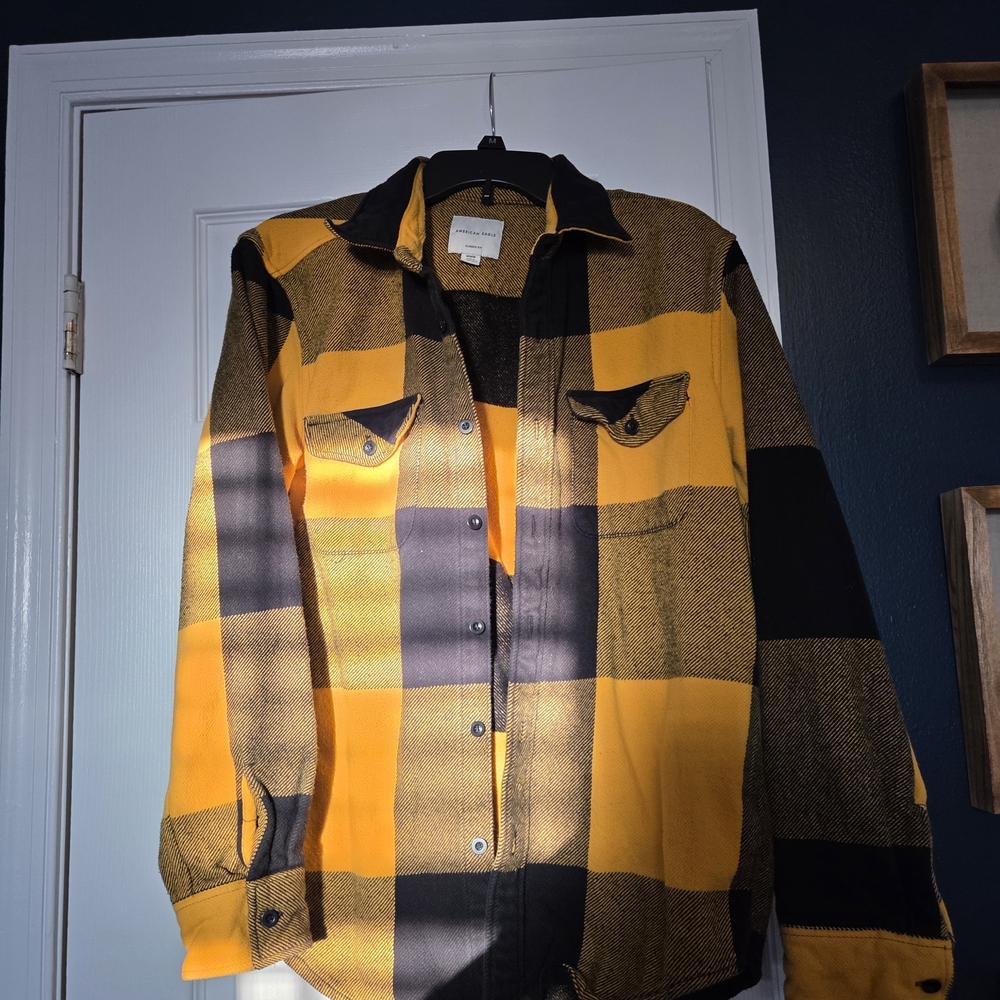 American Eagle Outfitters Yellow and Black Plaid Shirt